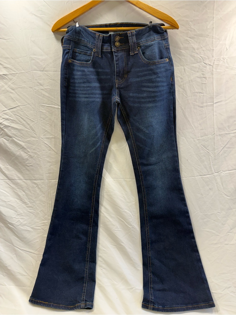 Love Soho Low Rise boot Cut Dark Blue Stretch Jeans Size 5